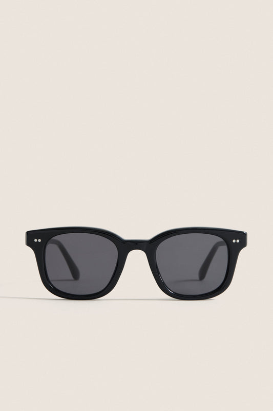 Black 02 Sunglasses