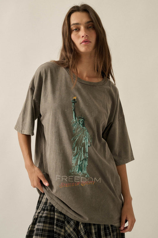 Lady Liberty Vintage-Wash Oversize Graphic Tee
